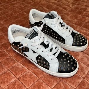 Vintage Havana Sneakers